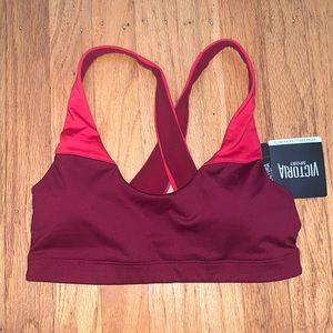 NWT Victoria’s Secret cross back colorblock sports bra